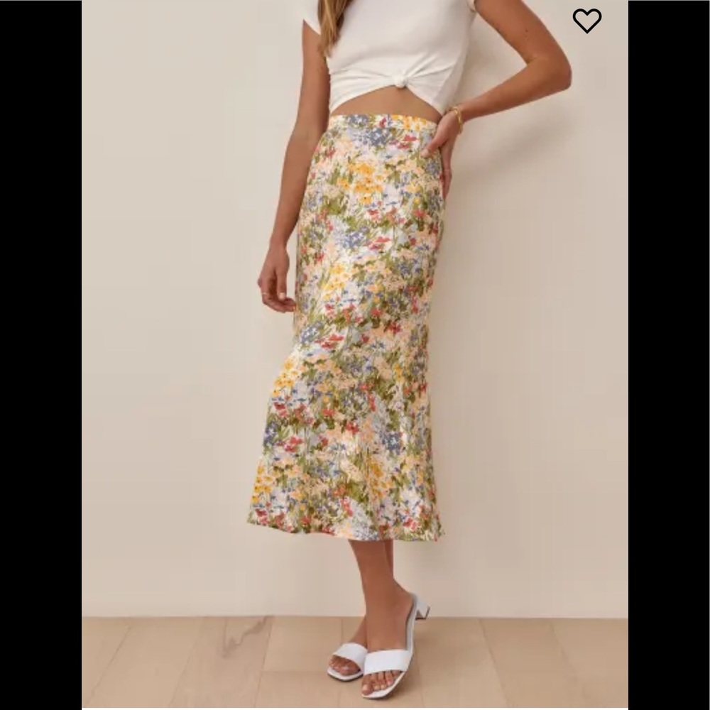 Reformation Bea Skirt Color: Countryside - Picture 6 of 16